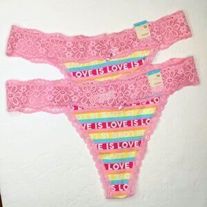 SO Daisy Lace Thong Panty SO83-010 Love is Love L Set of 2 NWT